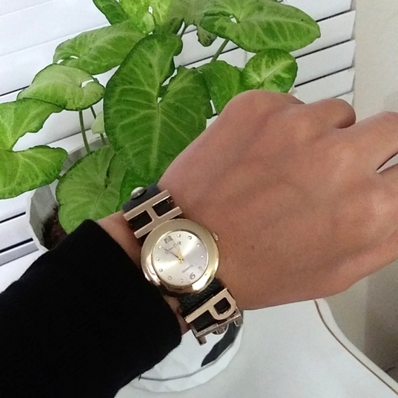 Ladies Fashion Hope Watch - Picture 2 of 12